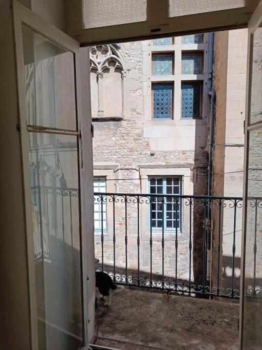 Grand Appartement En Maison De Ville Valreas Exterior photo